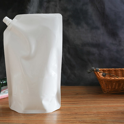 Bolsa de empaquetado líquida blanca Juice Filling Pouch detergente del desinfectante 60mic de la mano