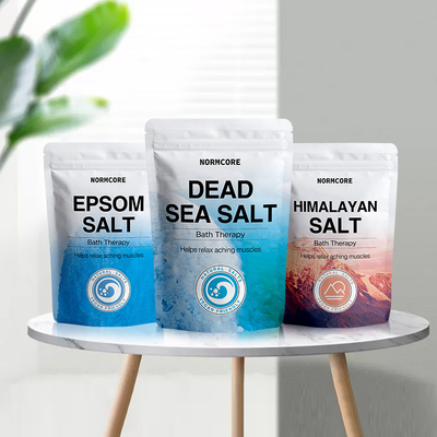 La categoría alimenticia de encargo de la impresión se coloca encima de bolso de empaquetado  de la sal de baño de las bolsas con la cremallera FoodPromotion con la ventana